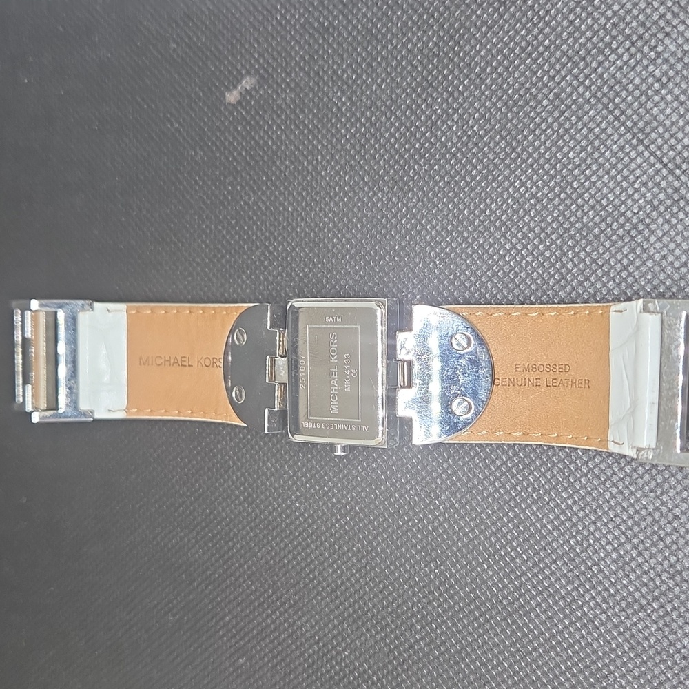 MK Watch White/silver - Picture 7 of 8